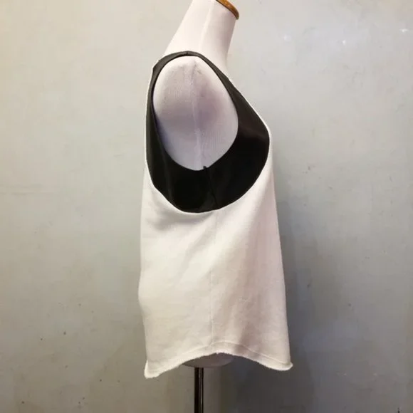 Townsen 100% Lamb leather detail top women's size Medium (H7)